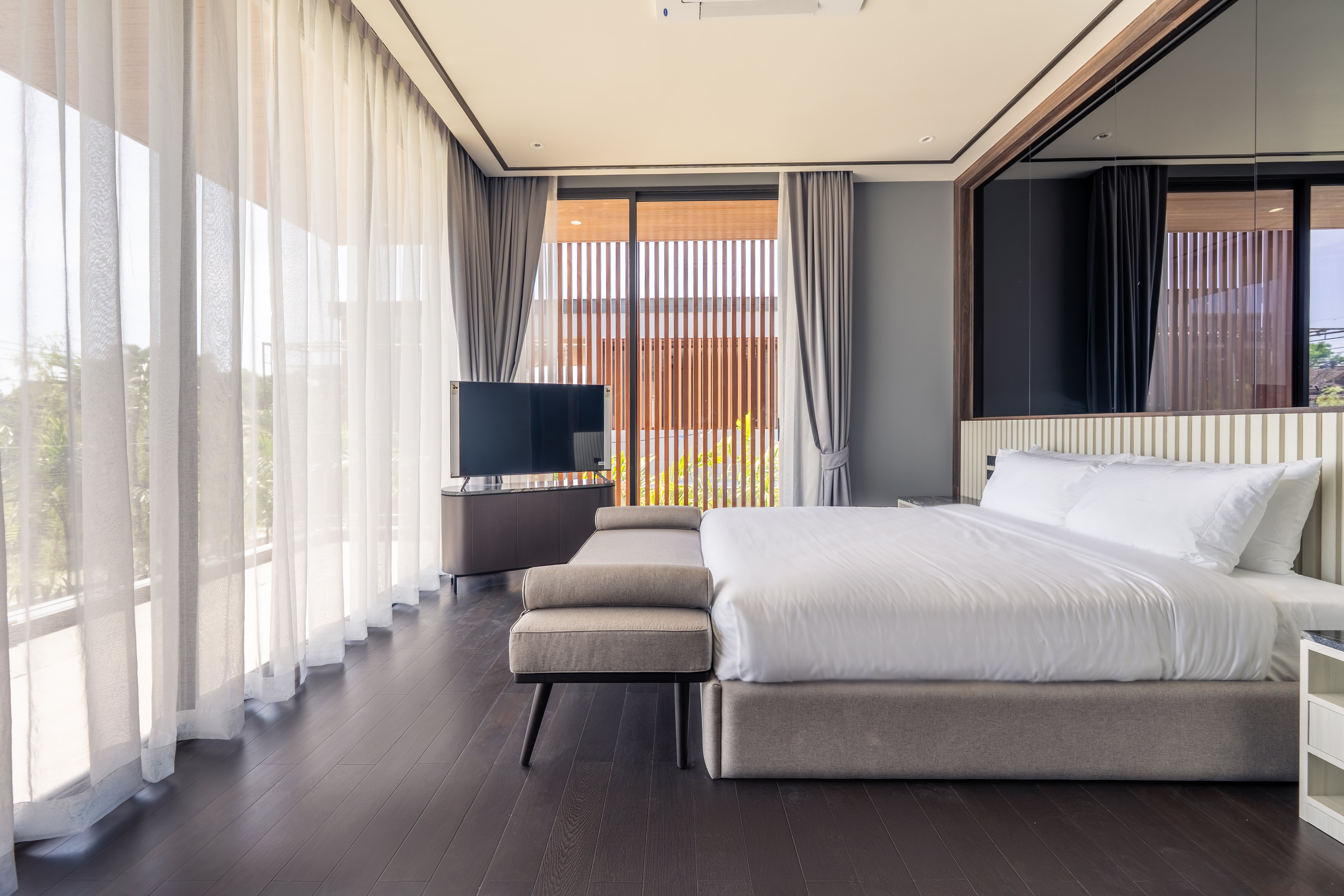 The Ozone Grand Residences 19